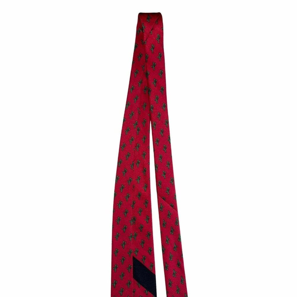 317 Saguaro Cactus St Nick Pointed Classic Necktie - Picture 8 of 11